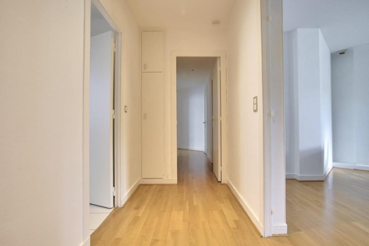 2 Bedrooms Tour Eiffel Breteuil Париж Экстерьер фото