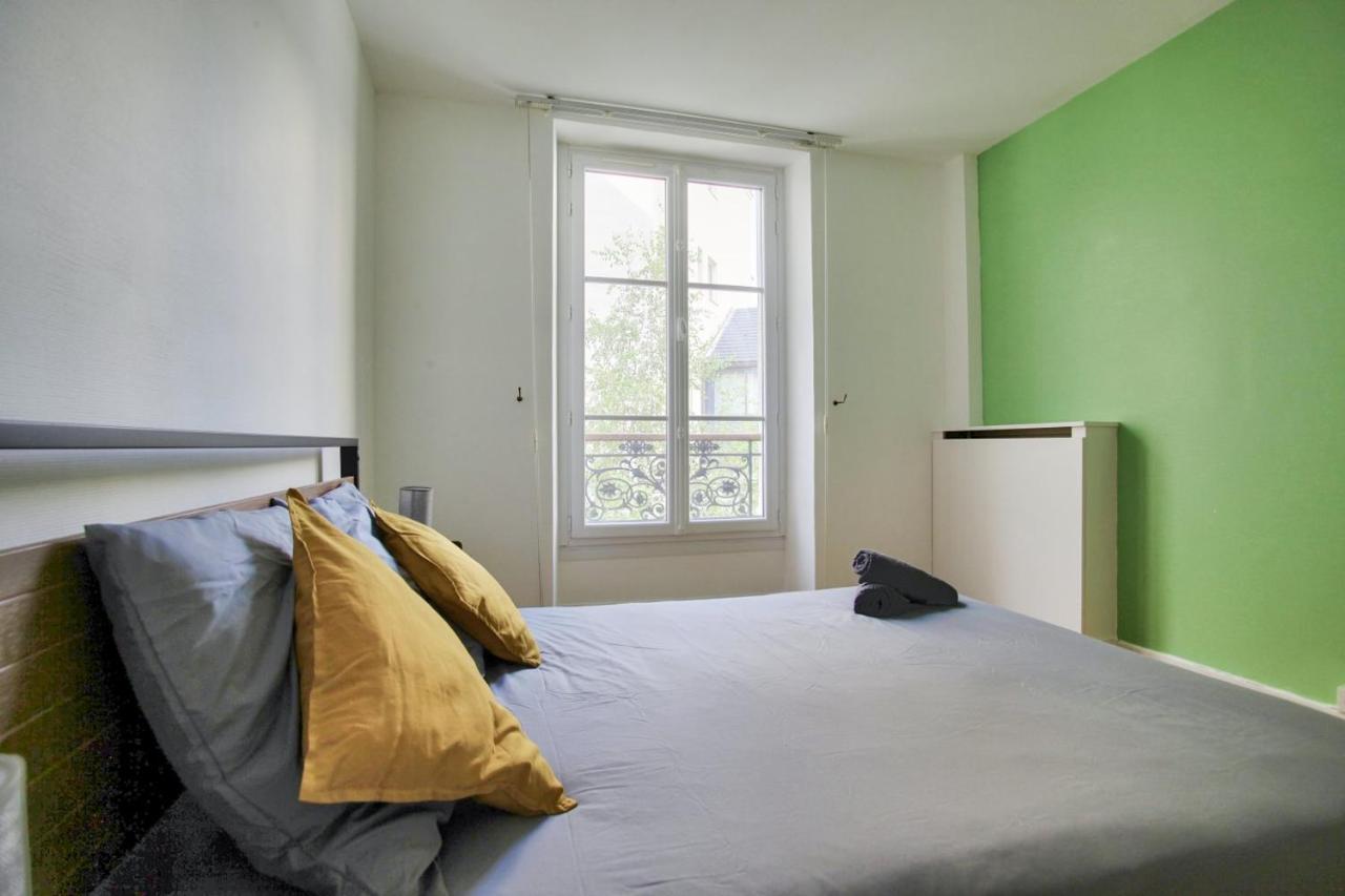 2 Bedrooms Tour Eiffel Breteuil Париж Экстерьер фото